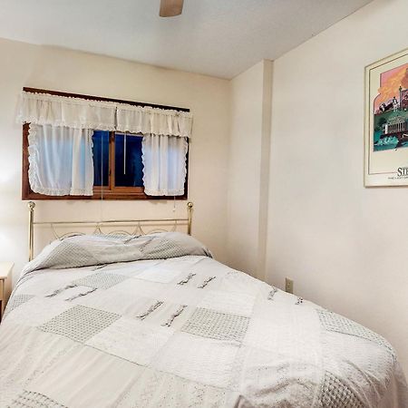 Lift Condos エンジェル・ファイアー 部屋 写真